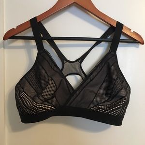 lululemon bra 38c